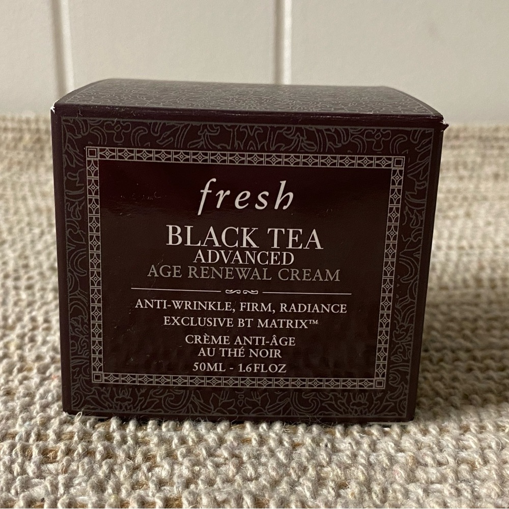 NIB Fresh Black Tea Advanced Age Renewal Cream